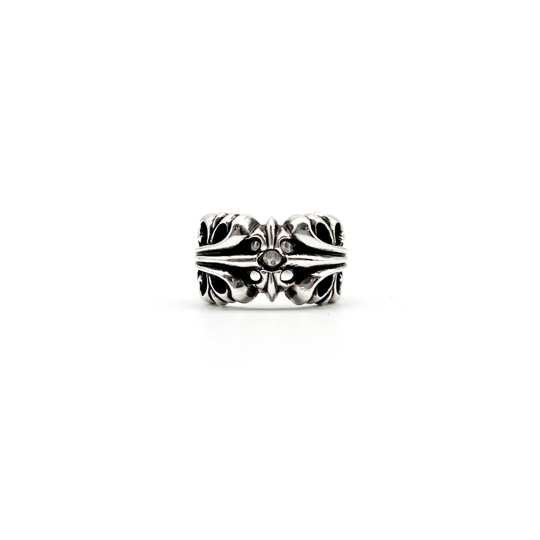 chrome-hearts-silver-kt-katie-flower-ring-2002632.png